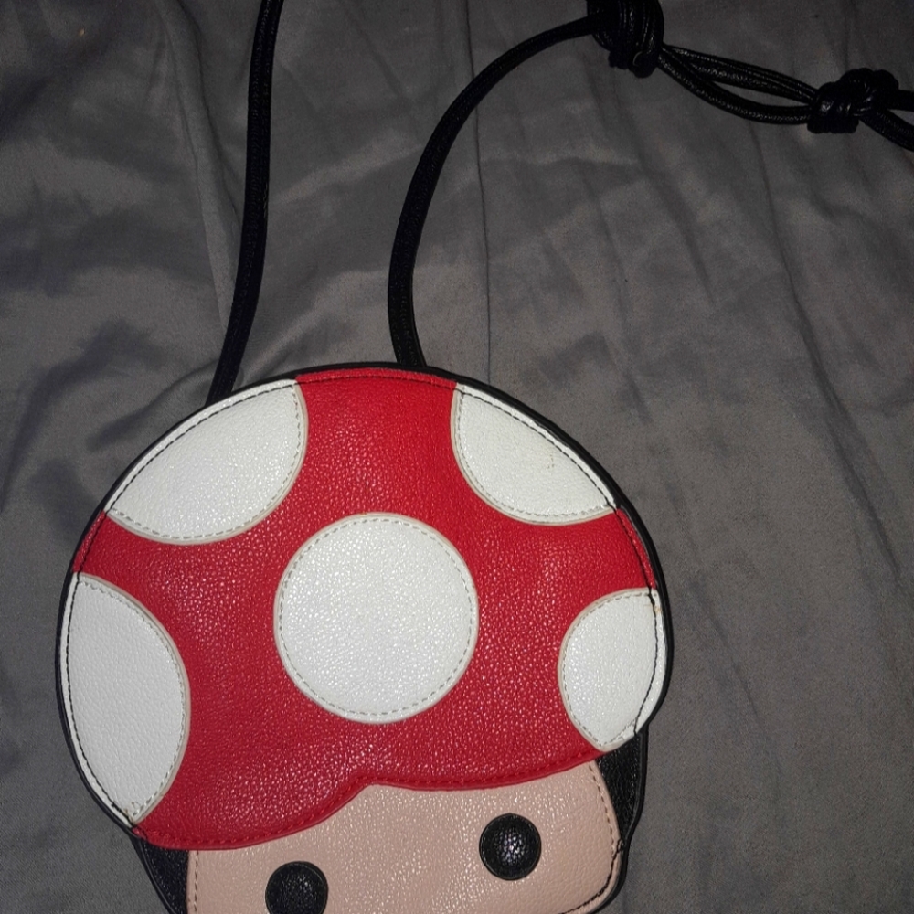 Mario 1 up cross over bag